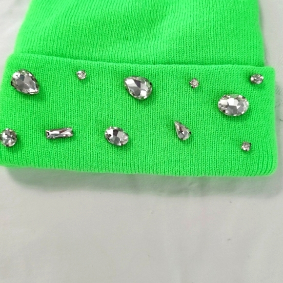 Neon green bling rhinestone beanie - Picture 4 of 4